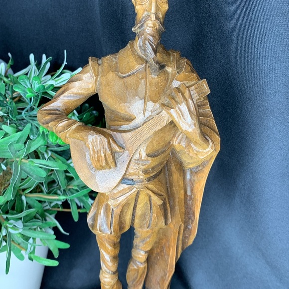 Large vintage hand carved wooden figure with instrument - Picture 3 of 16